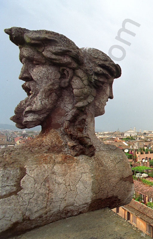 Janus fej Borromini loggáján. ( Palazzo Falconieri)