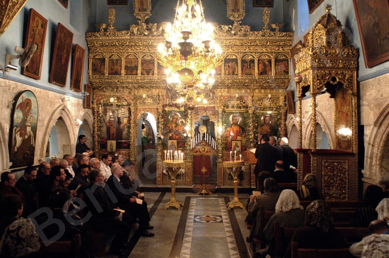 Szent Jakab kápolnája_húsvéti mise a Szentsír templom Szent Jakab kápolnájában. Görög orthodox st. Jakab kápolna. Jézus_