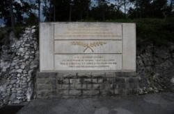 Caporetto, Kobarid emlékmű                        
